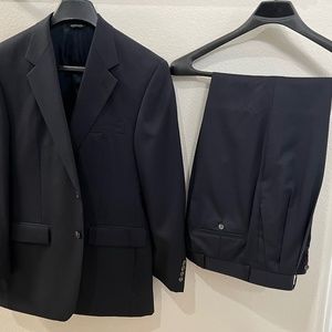 Chaps 38R Dark Blue 100% Wool Suit